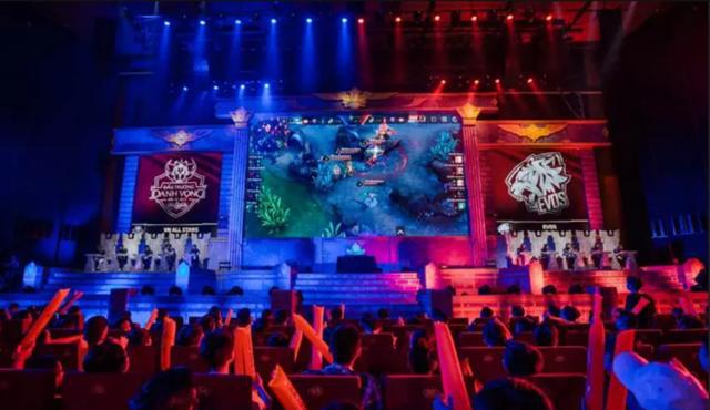 半空间的接 半空间的接